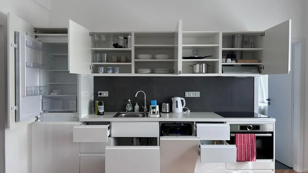 Modern And New Apartment Close To Downtown Praga 0*,  República Checa